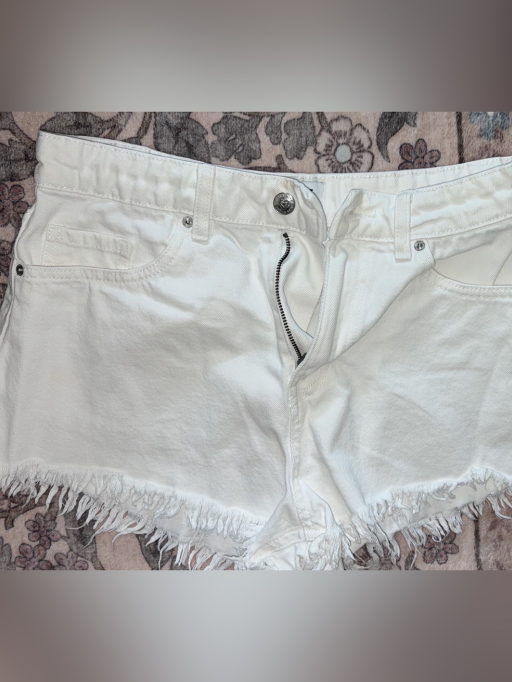 White Frayed Hem Women's Denim Shorts